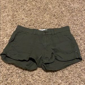 Abercrombie & Fitch army green shorts